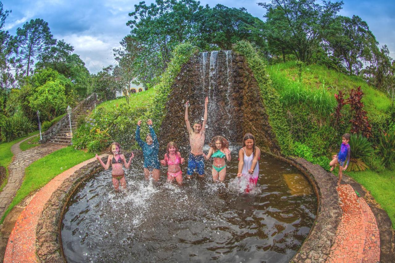 águas Do Vale 4*